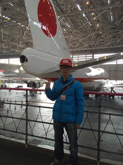 日本留學心得 參觀停放飛機的倉庫